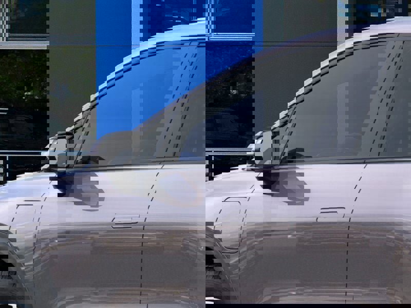 New 2026 Chevrolet Equinox EV LT image 36