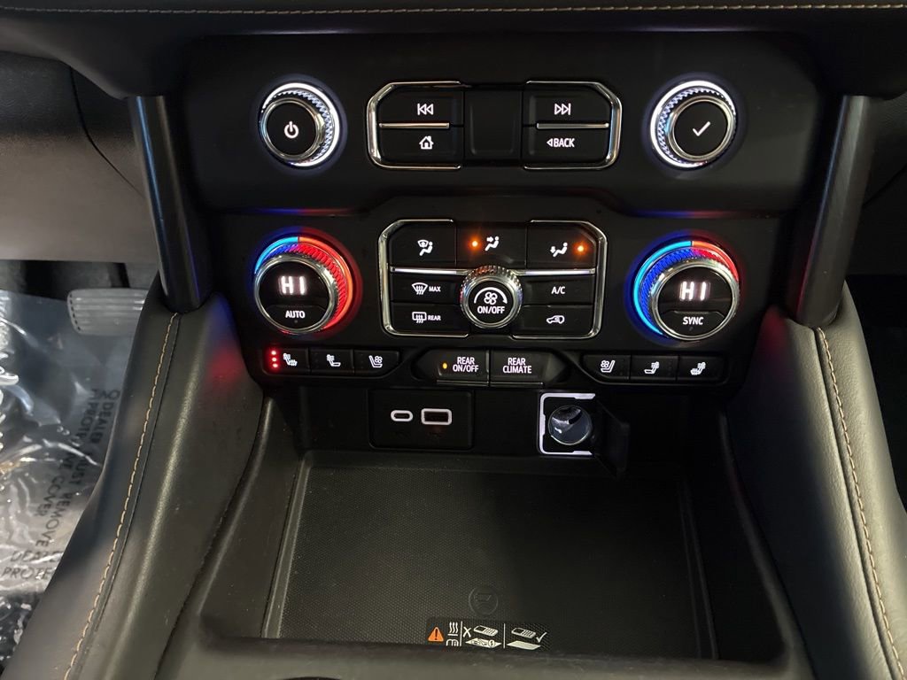 Used 2021 GMC Yukon AT4 w/ Rear Media and Nav Package image 15