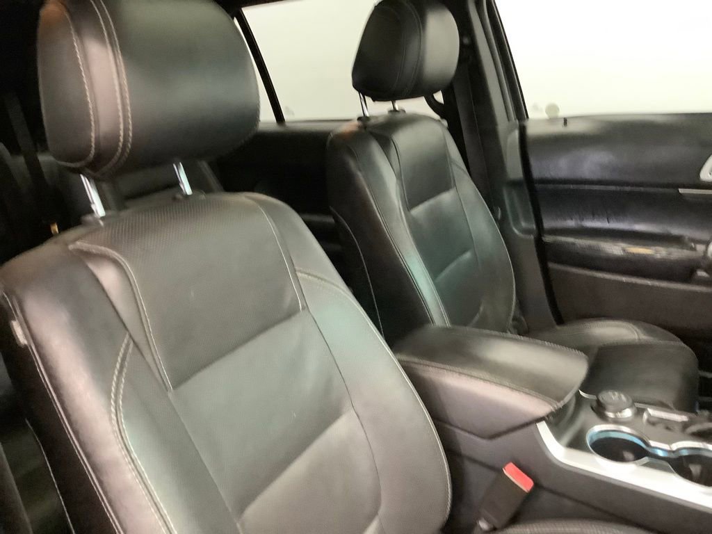 Used 2015 Ford Explorer Sport image 29