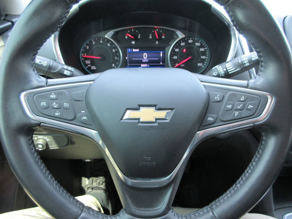 Used 2019 Chevrolet Equinox LT w/ Driver Convenience Package FWD image 24