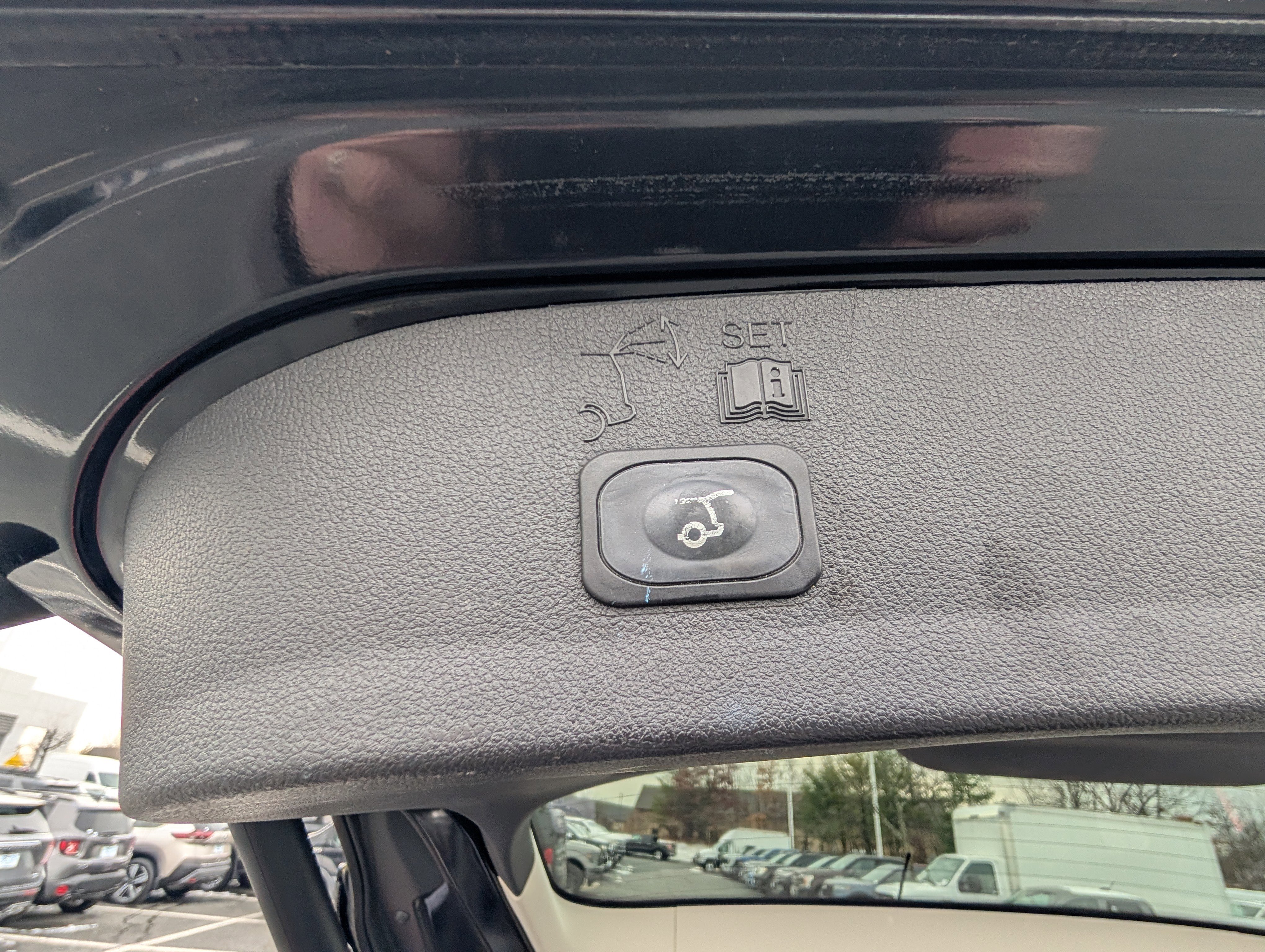 Used 2015 Ford Escape SE w/ Equipment Group 201A image 13