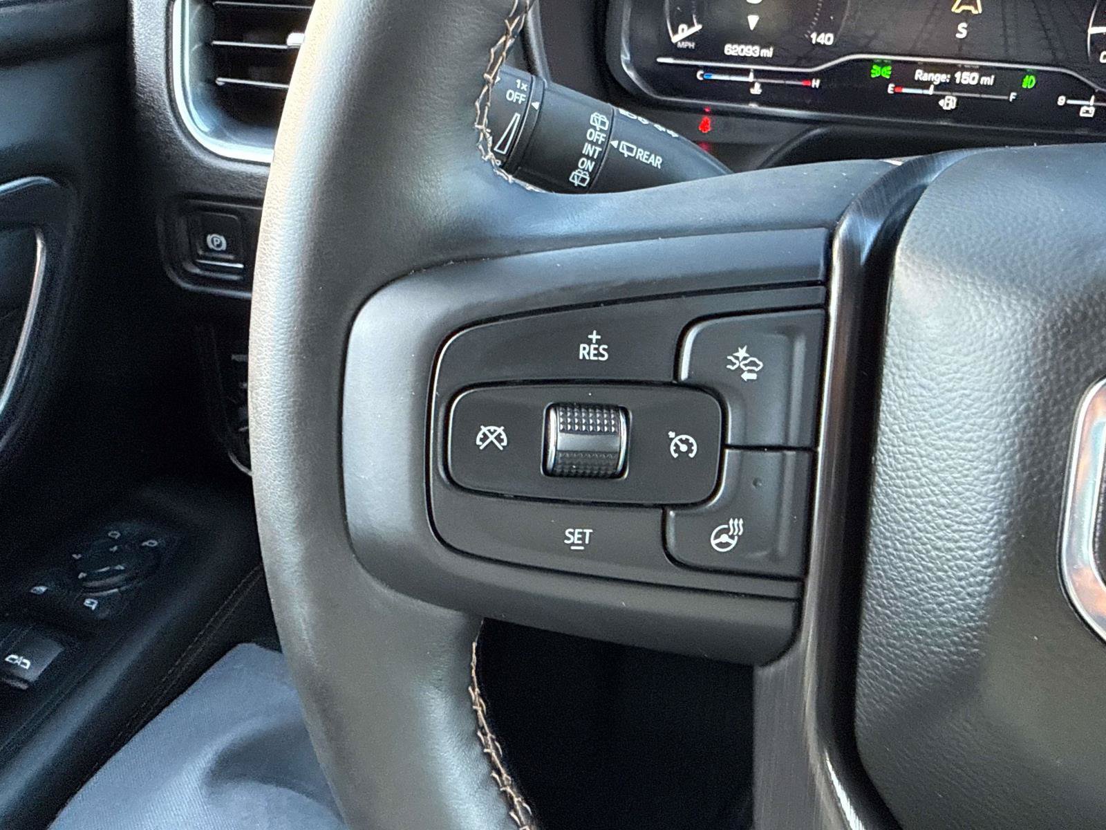 Used 2024 GMC Yukon XL AT4 w/ AT4 Premium Plus Package AWD/4WD image 27