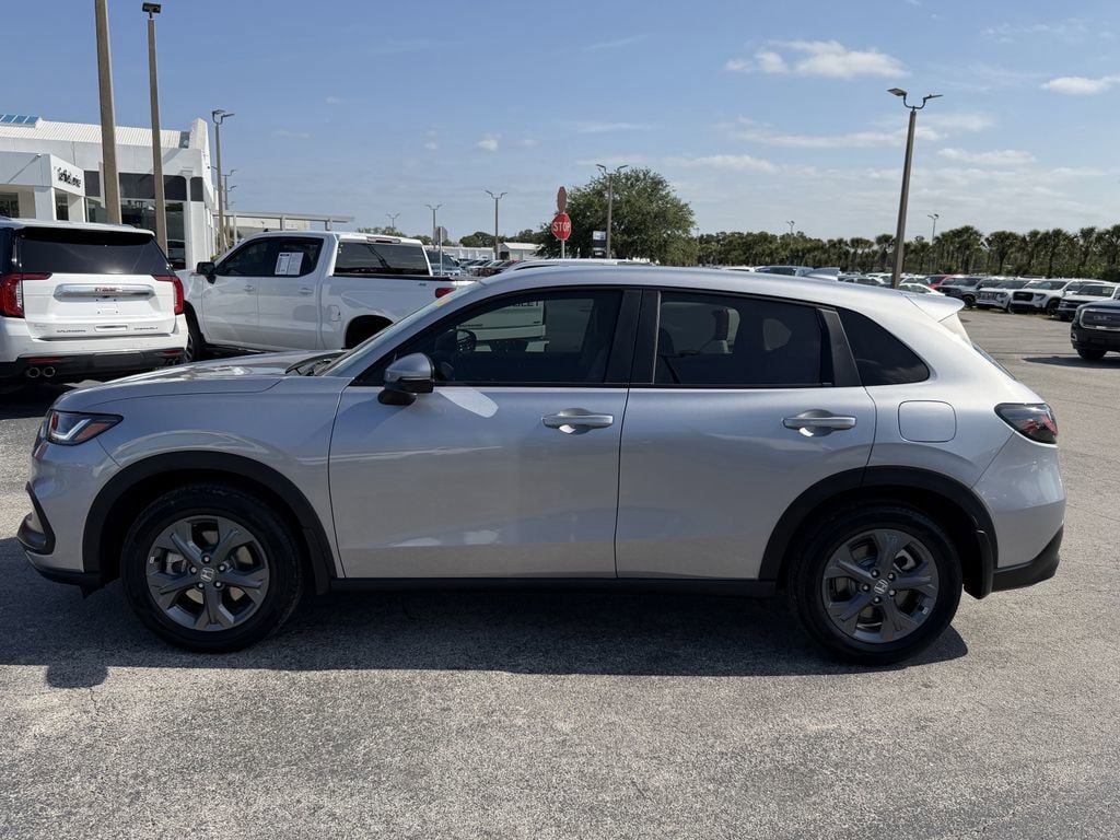 Used 2026 Honda HR-V LX image 8