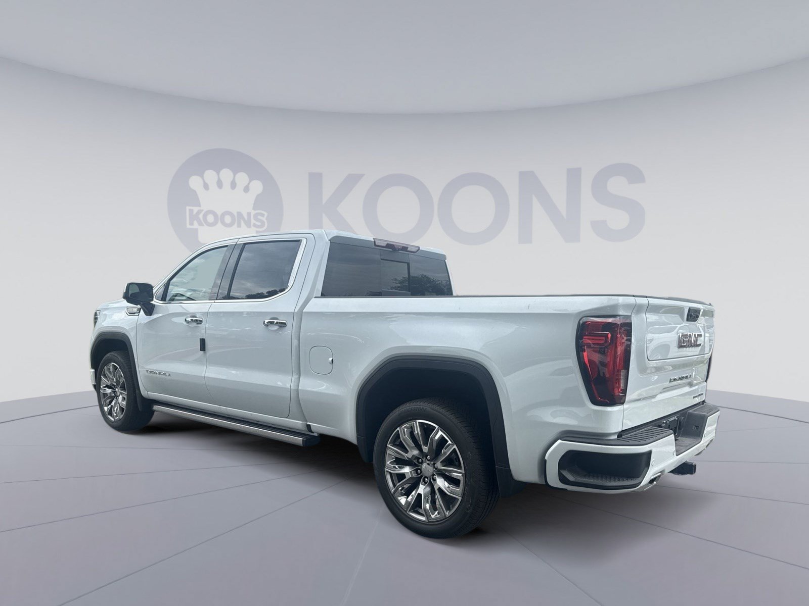 New 2026 GMC Sierra 1500 Denali w/ Denali Reserve Package AWD/4WD image 4