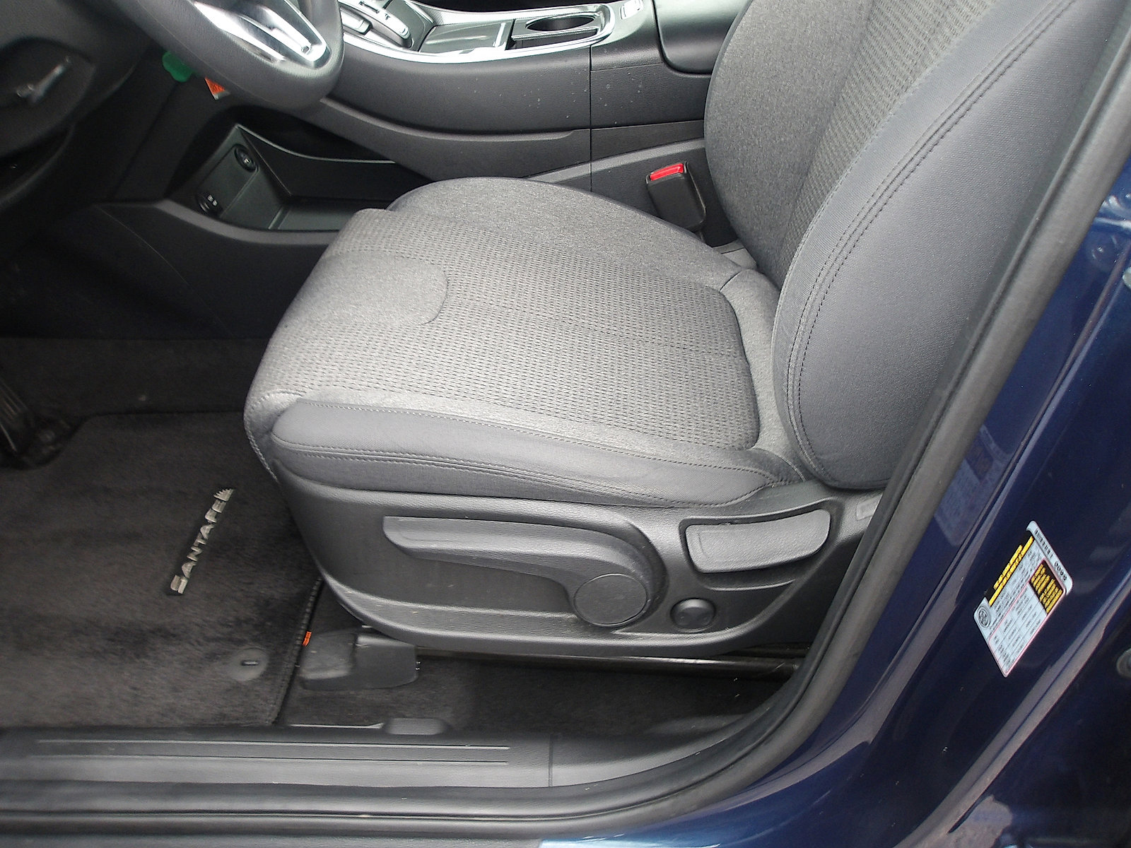 Certified 2023 Hyundai Santa Fe SE image 13