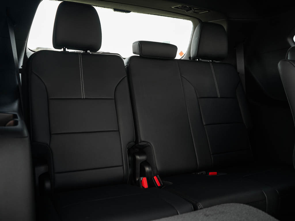 New 2026 GMC Acadia Elevation w/ Elevation Premium Package AWD/4WD image 12