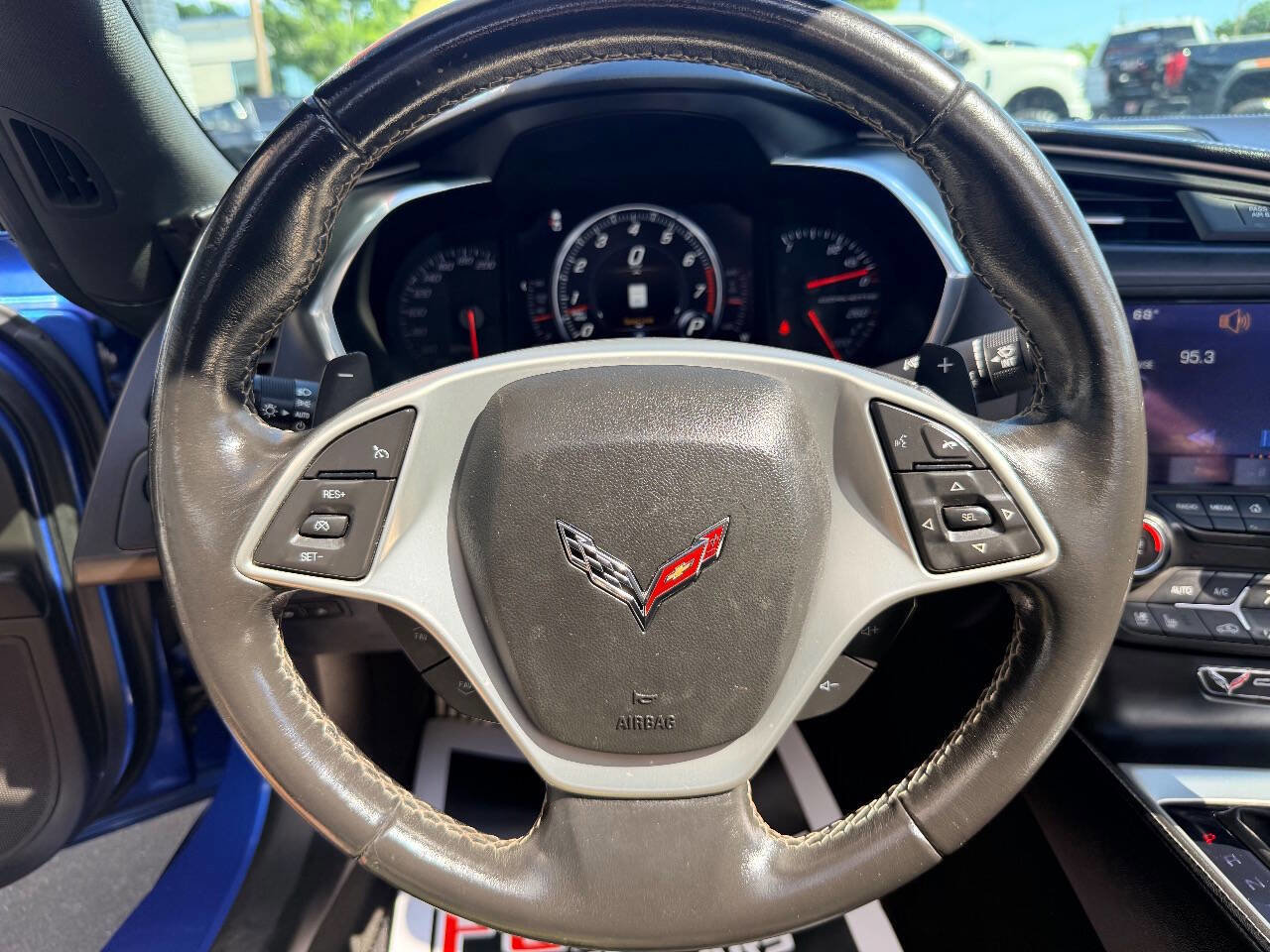 Used 2015 Chevrolet Corvette Stingray Convertible w/ 2LT Preferred Equipment Group RWD image 29