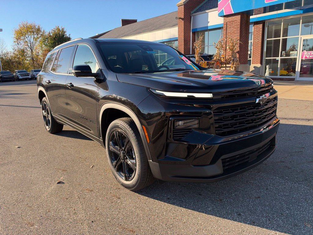 New 2027 Chevrolet Traverse LT w/ Midnight/Sport Edition AWD/4WD image 6
