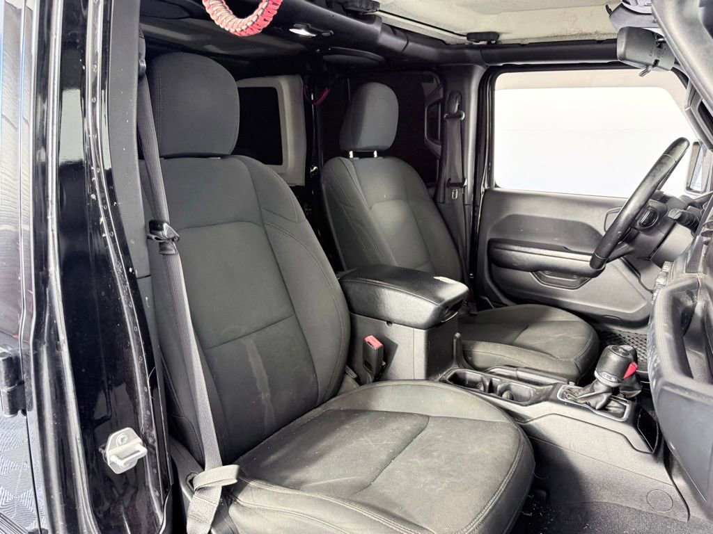 Used 2018 Jeep Wrangler Unlimited Sport S image 13