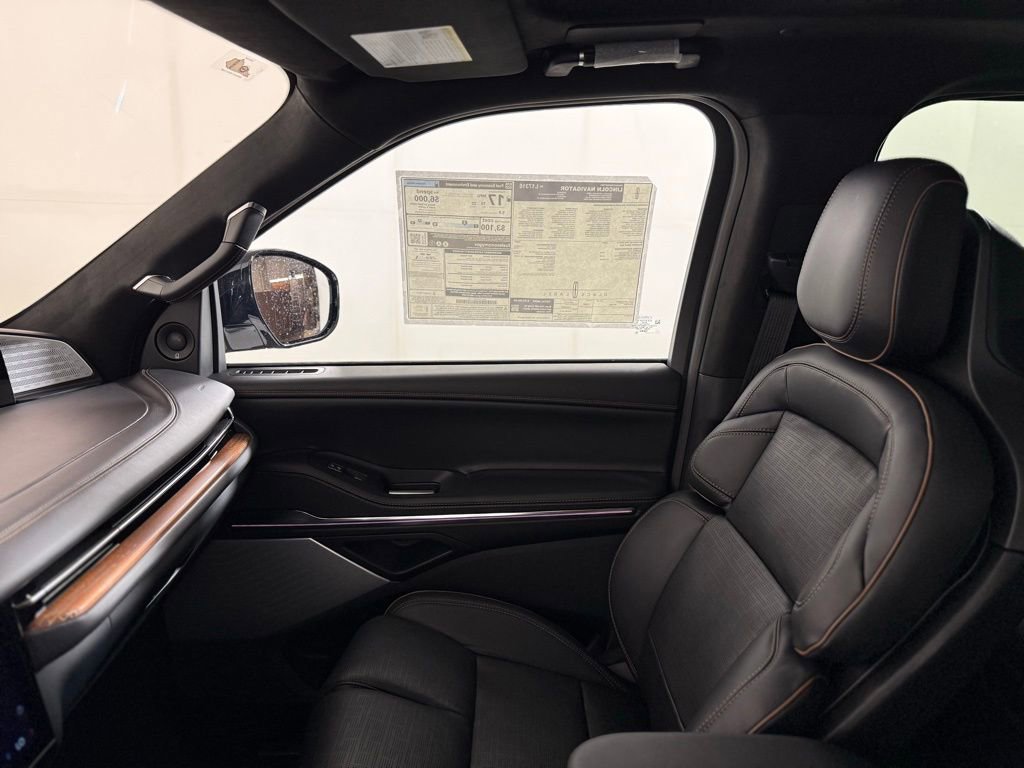 New 2025 Lincoln Navigator L Black Label image 88