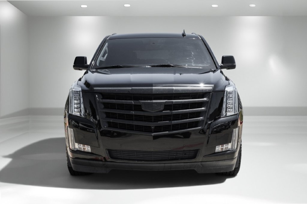 Used 2020 Cadillac Escalade 2WD image 4