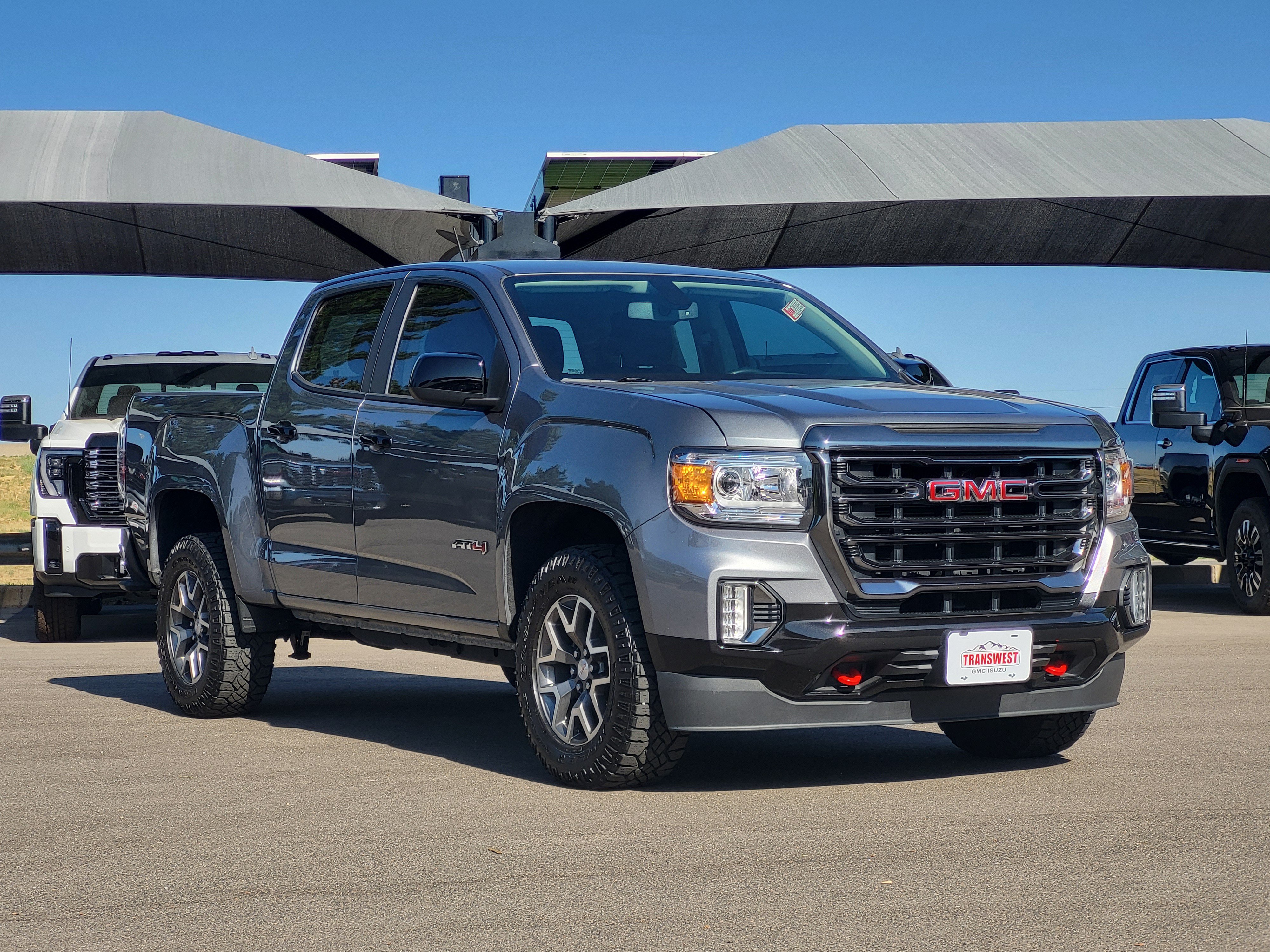 Used 2022 GMC Canyon AT4 w/ Trailering Package AWD/4WD image 3