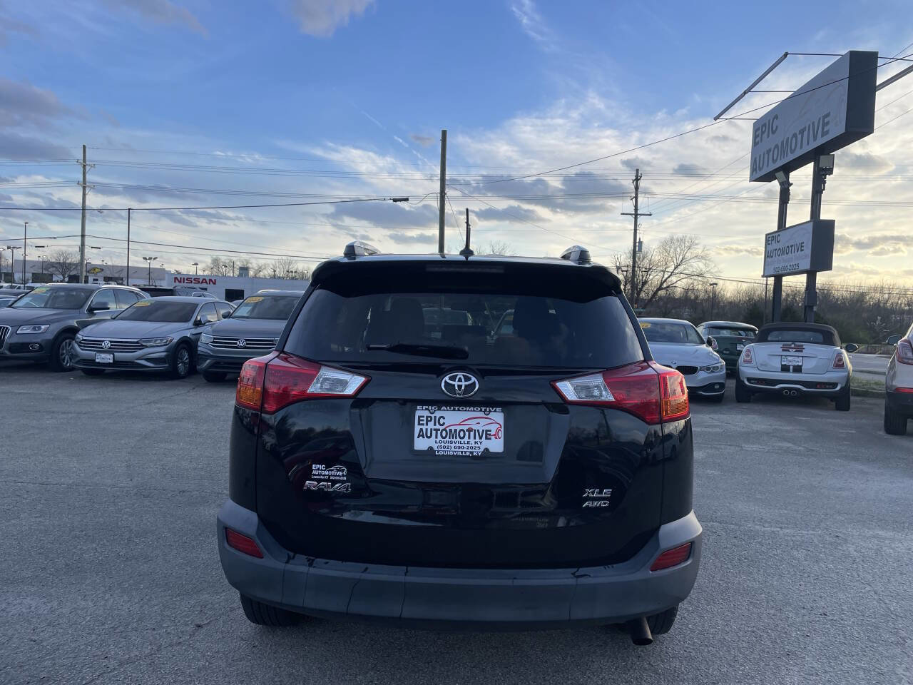 Used 2015 Toyota RAV4 XLE image 6