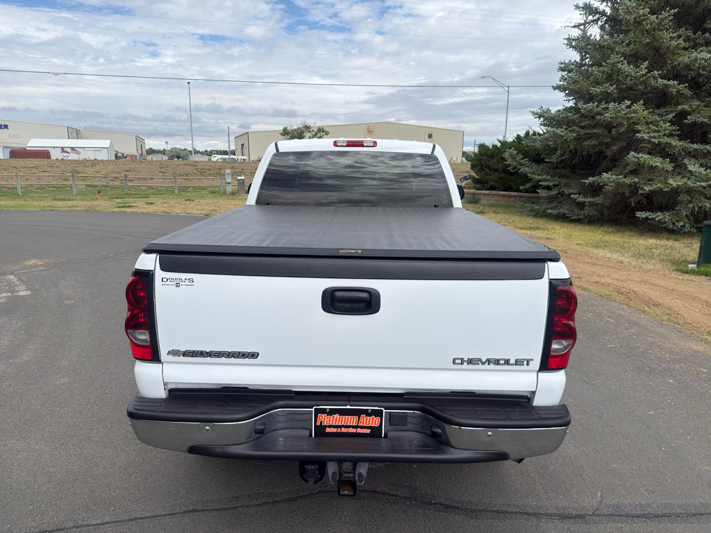 Used 2004 Chevrolet Silverado 2500 LS w/ Skid Plate Package AWD/4WD image 9