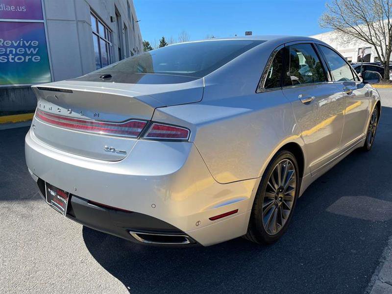 Used 2013 Lincoln MKZ image 5
