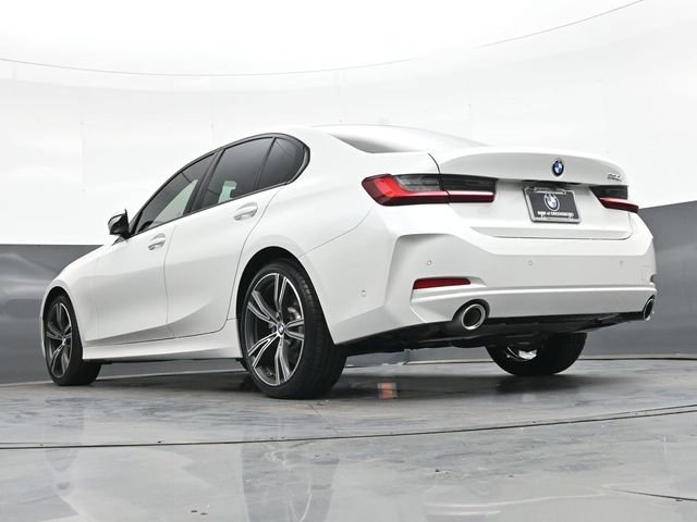 Used 2023 BMW 330i Sedan w/ Premium Package RWD image 32