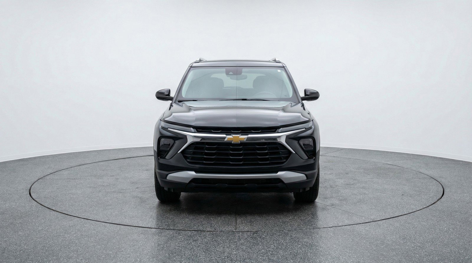 Used 2025 Chevrolet TrailBlazer LT FWD image 2