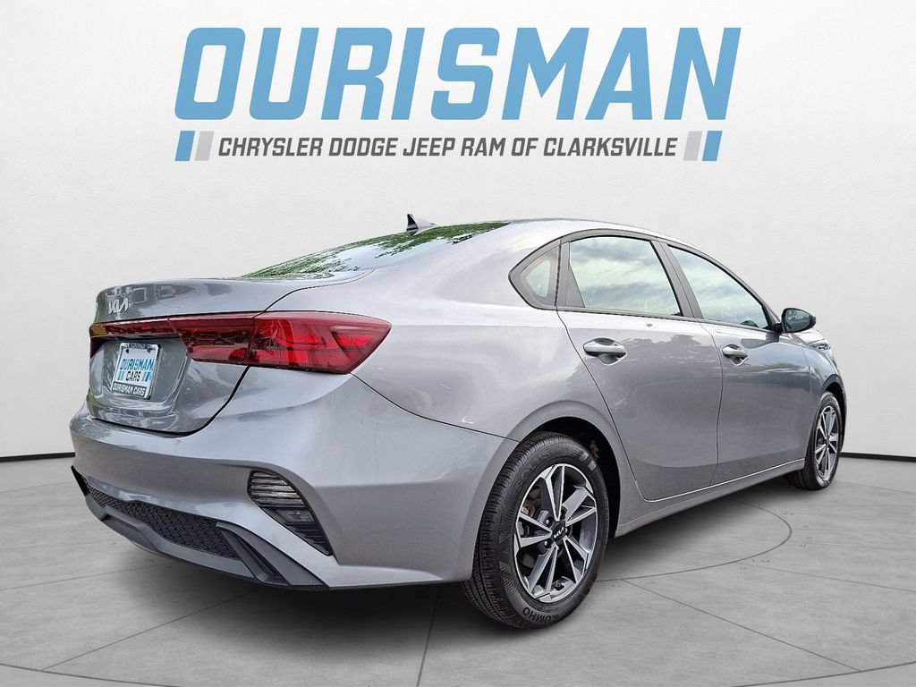 Used 2023 Kia Forte LXS FWD image 6