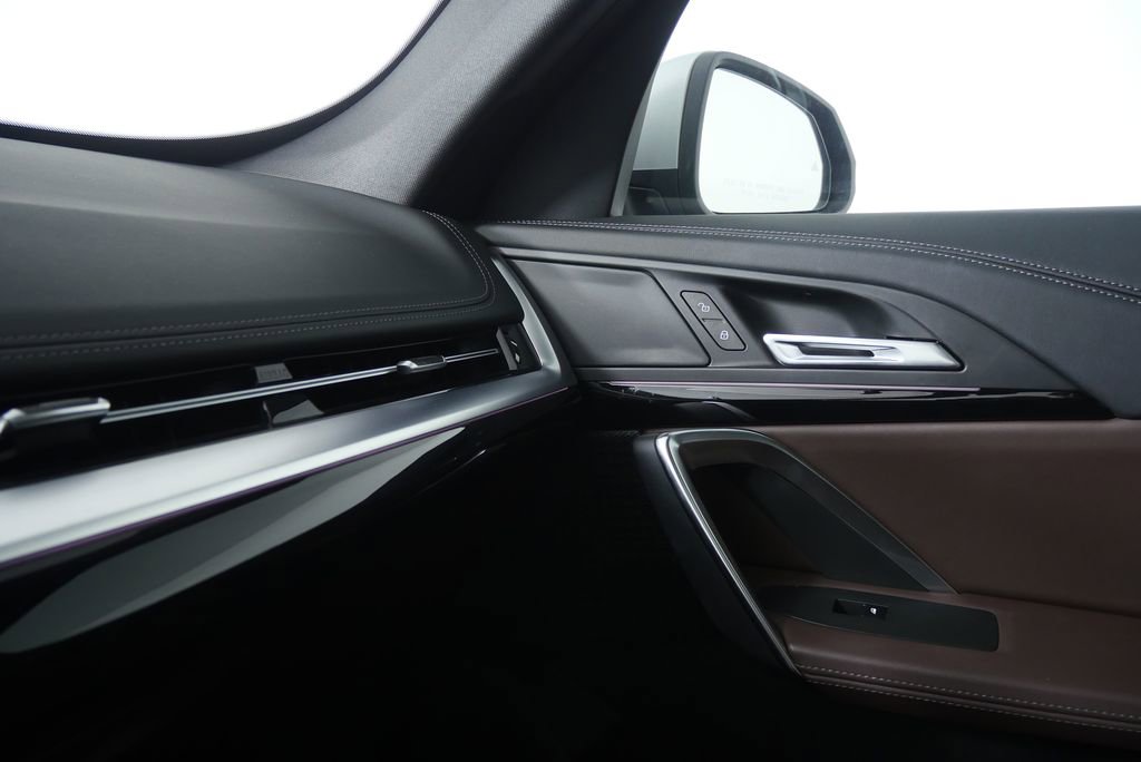 Certified 2024 BMW X1 xDrive28i image 31