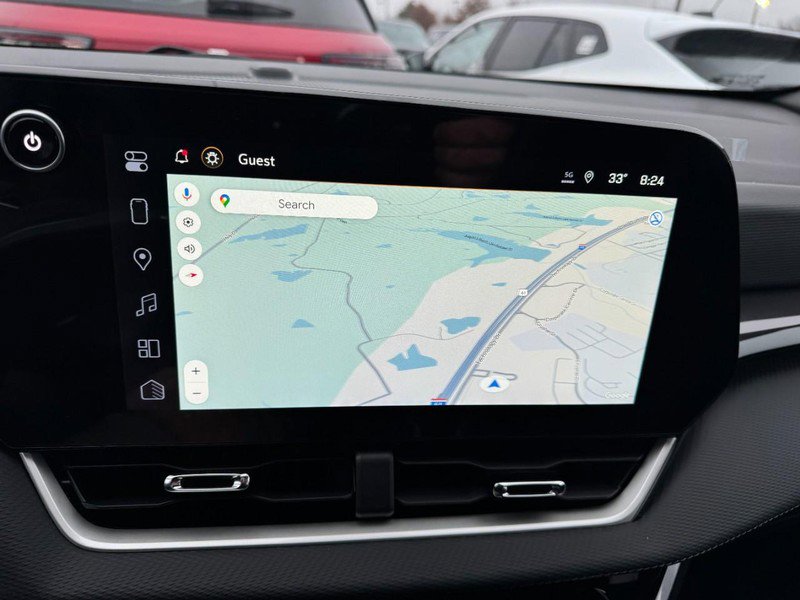 New 2026 Chevrolet Equinox LT w/ Safety and Technology Package image 13