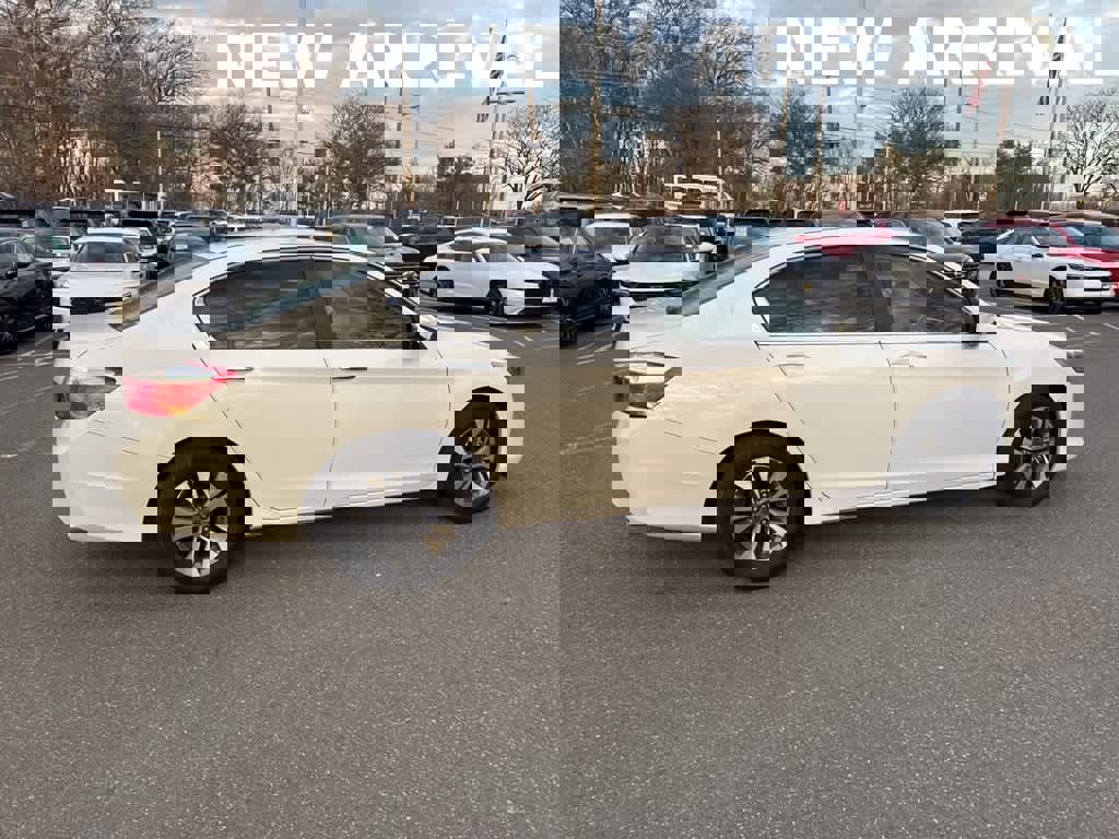 Used 2013 Honda Accord LX image 16