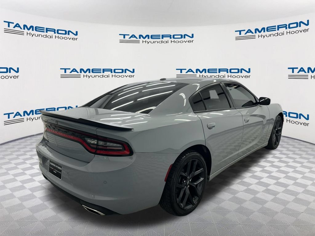 Used 2022 Dodge Charger SXT w/ Driver Convenience Group RWD image 5
