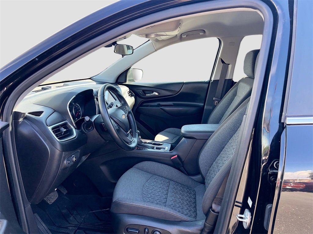 Used 2024 Chevrolet Equinox LT w/ LPO, Floor Liner Package image 21