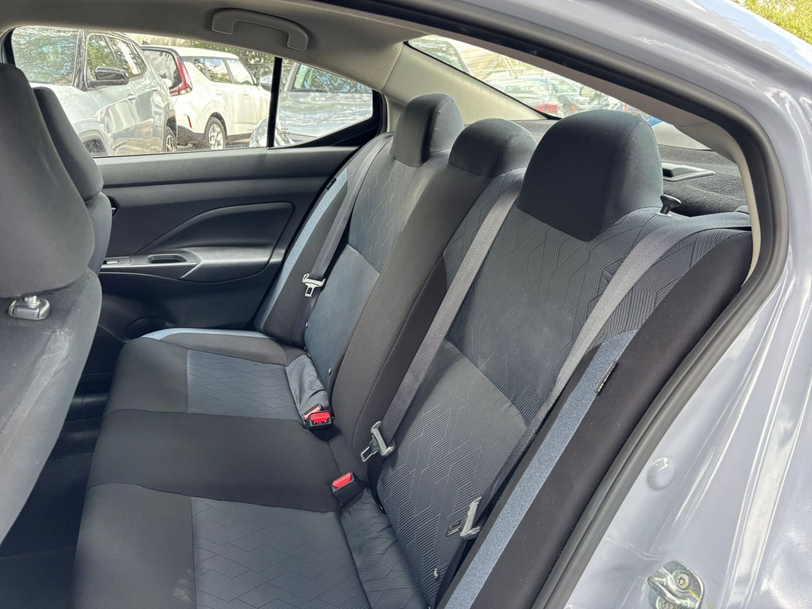Used 2025 Nissan Versa SV FWD image 37