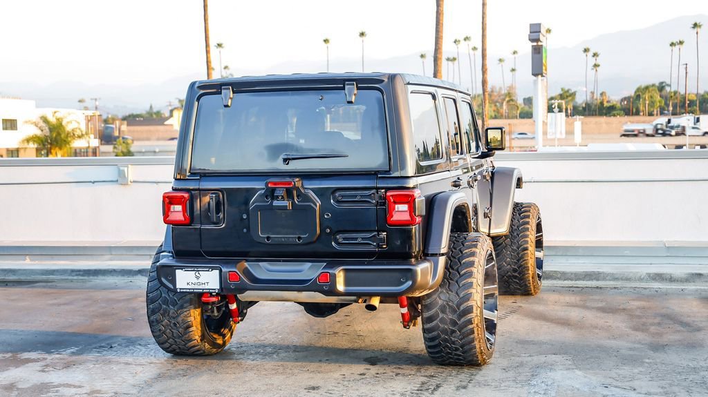 Used 2022 Jeep Wrangler Unlimited Rubicon w/ LED Lighting Group image 9