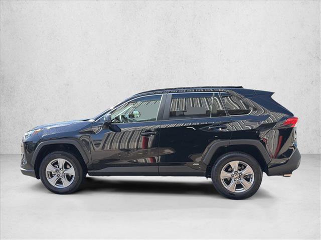 Used 2025 Toyota RAV4 LE AWD/4WD image 7