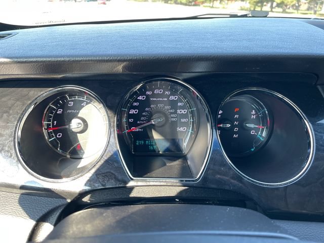 Used 2012 Ford Taurus Limited FWD image 33
