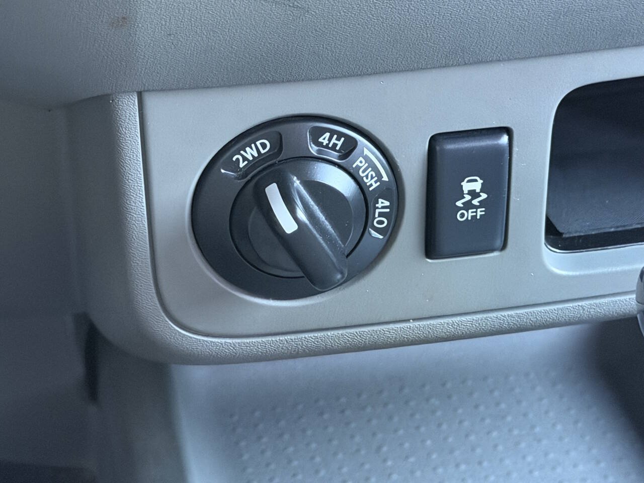Used 2019 Nissan Frontier SV AWD/4WD image 30