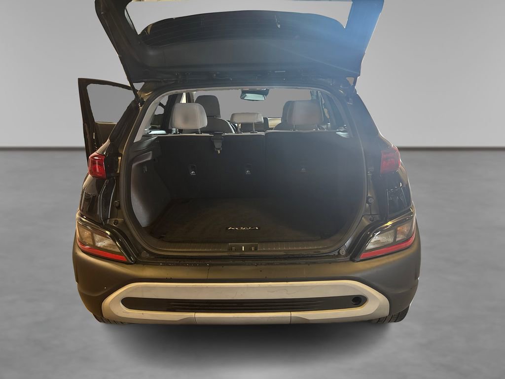 Used 2023 Hyundai Kona SEL w/ Cargo Package image 11