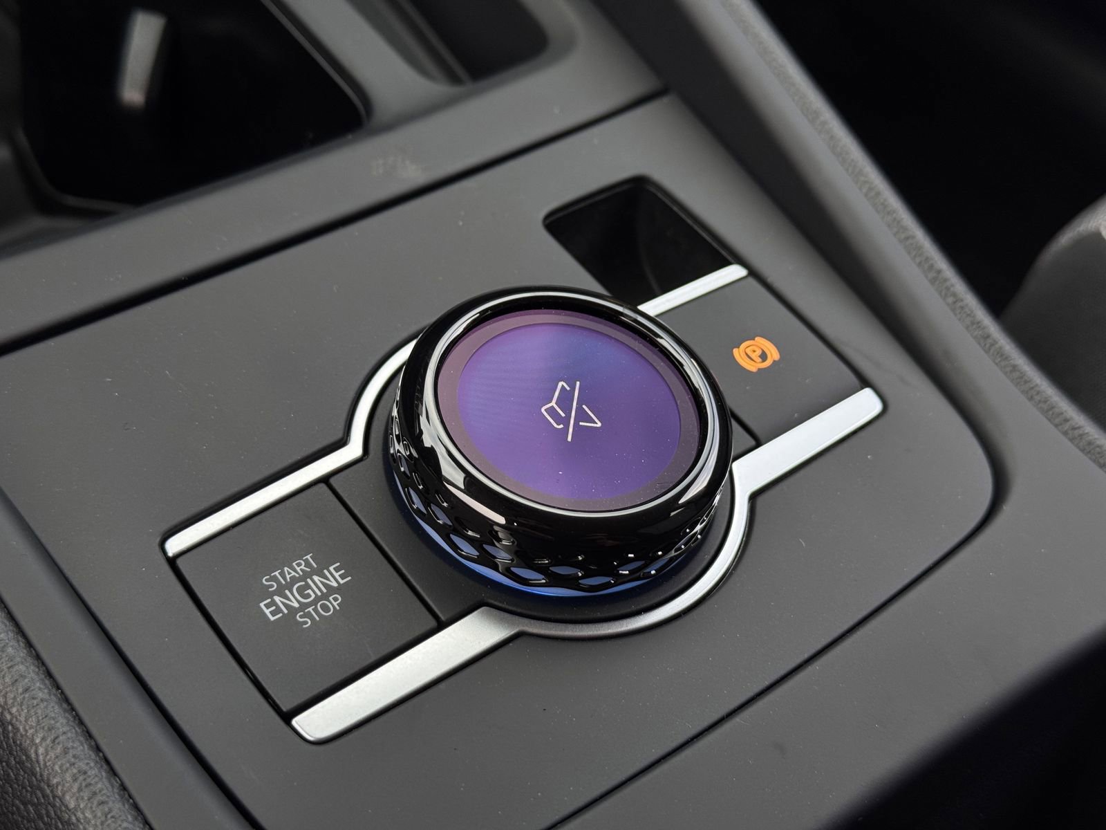 New 2026 Volkswagen Tiguan SE R-Line image 20