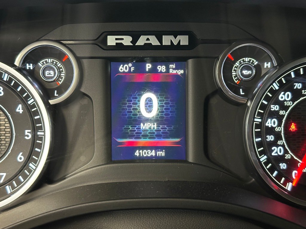 Used 2023 RAM 1500 Big Horn AWD/4WD image 3