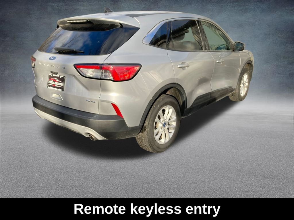 Used 2020 Ford Escape SE image 6