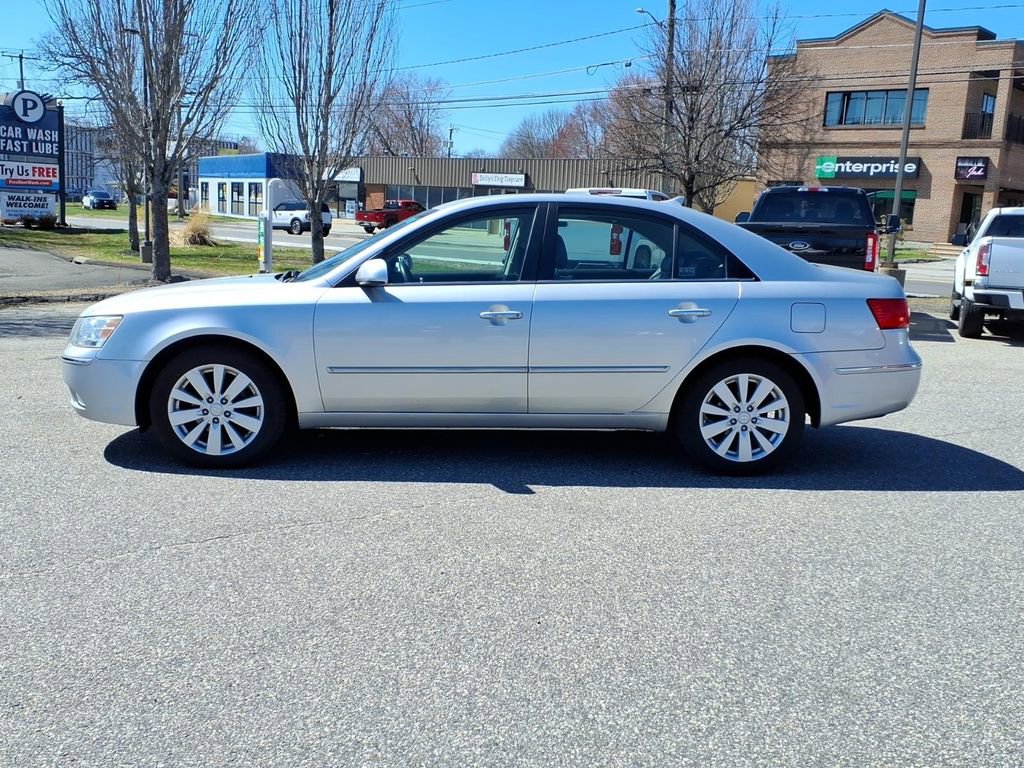 Used 2009 Hyundai Sonata Limited FWD image 6