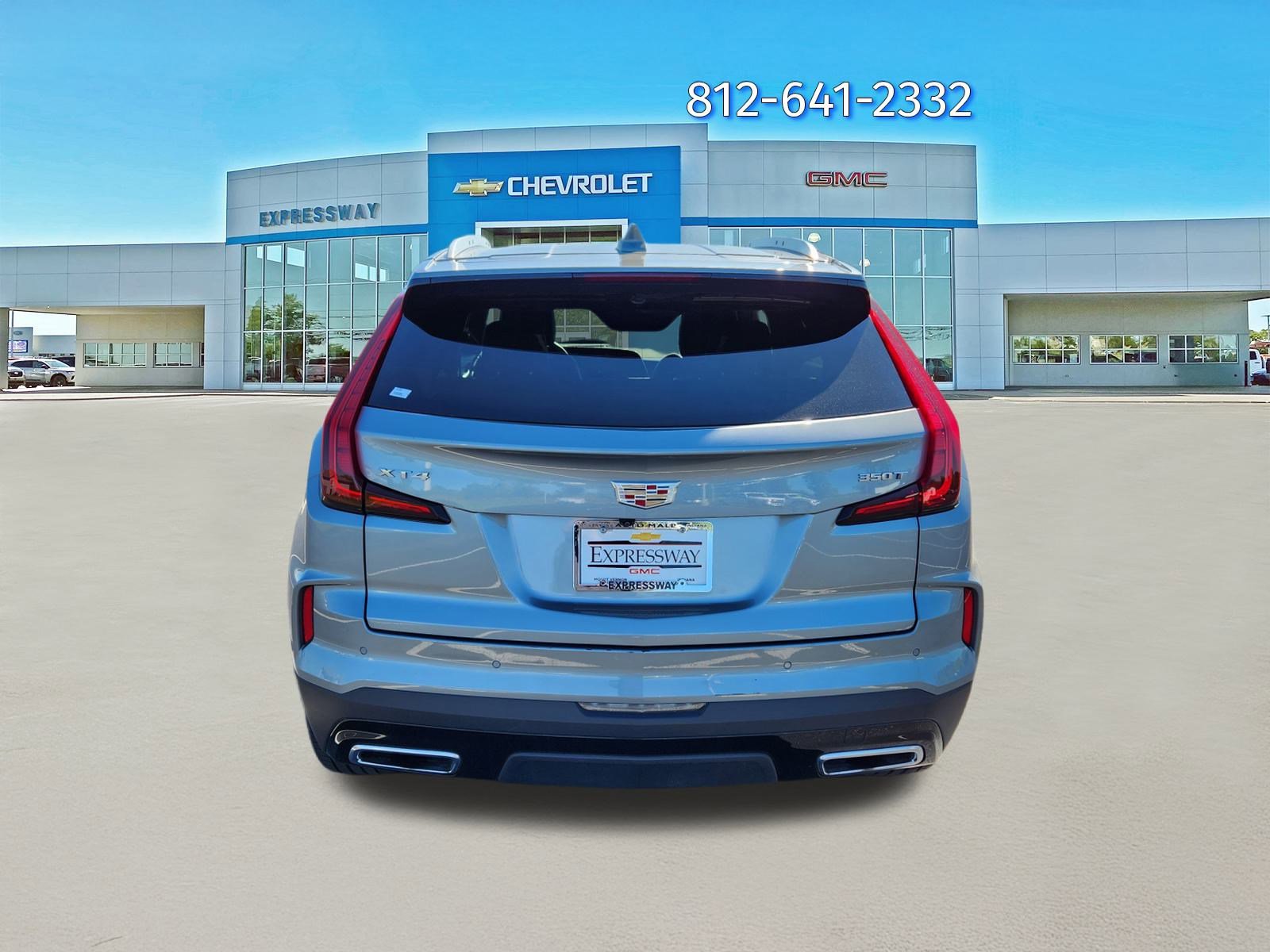 Used 2025 Cadillac XT4 Premium Luxury image 6
