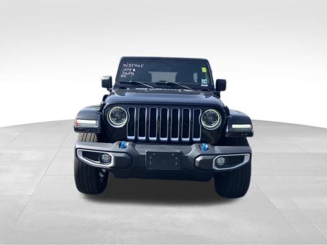 Used 2023 Jeep Wrangler Unlimited Sahara w/ Cold Weather Group AWD/4WD image 4
