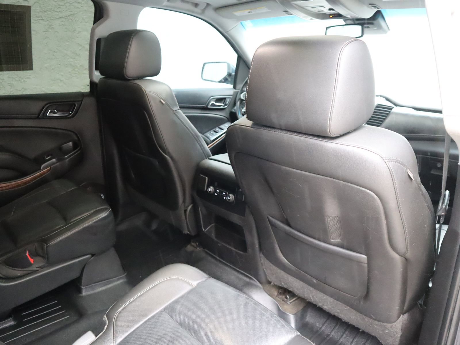 Used 2015 Chevrolet Suburban LTZ AWD/4WD image 51