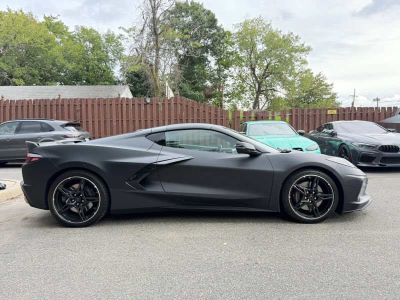 Used 2024 Chevrolet Corvette Stingray Preferred Cpe w/ Z51 Performance Package RWD image 5