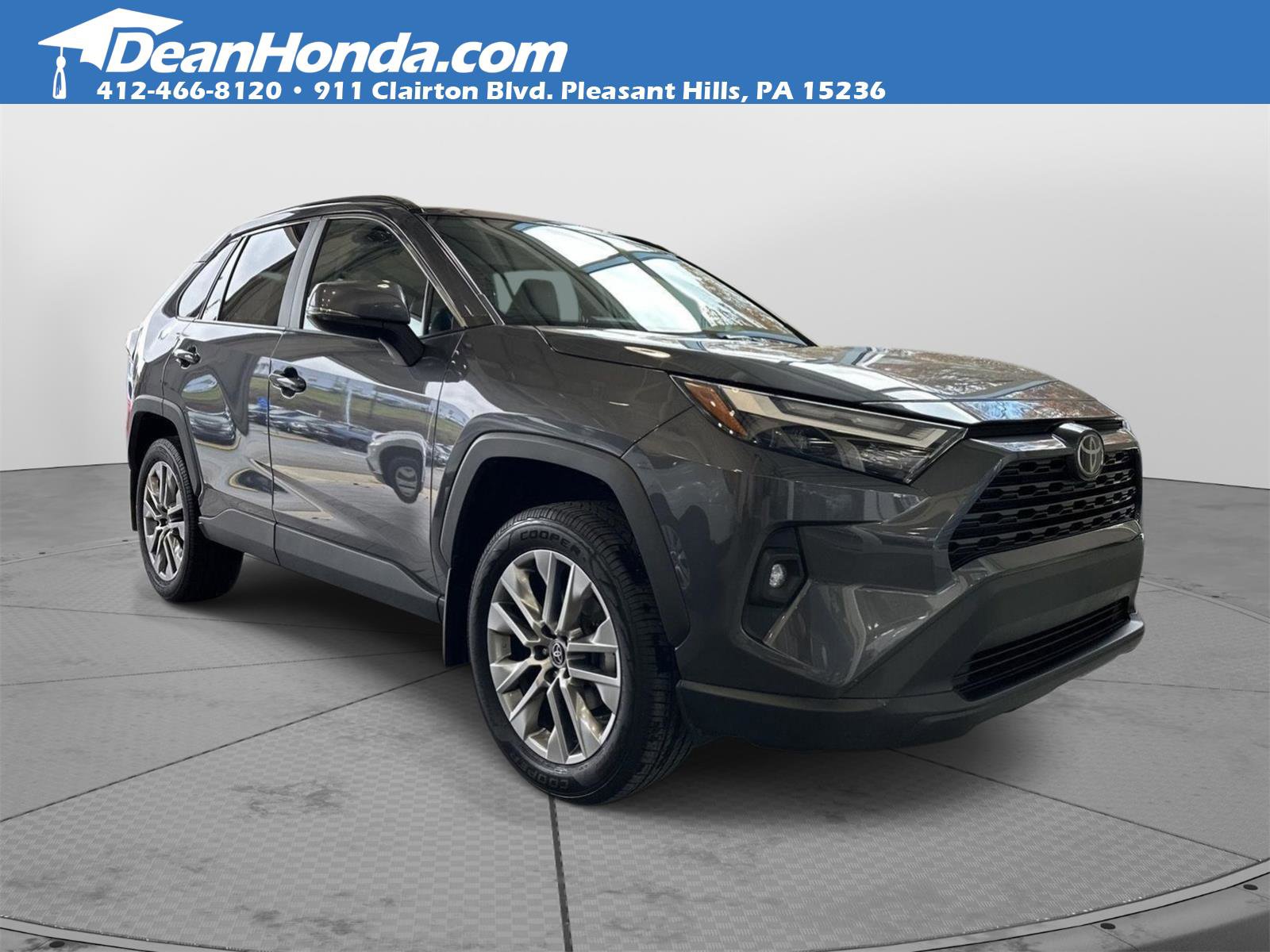 Used 2022 Toyota RAV4 XLE Premium image 1