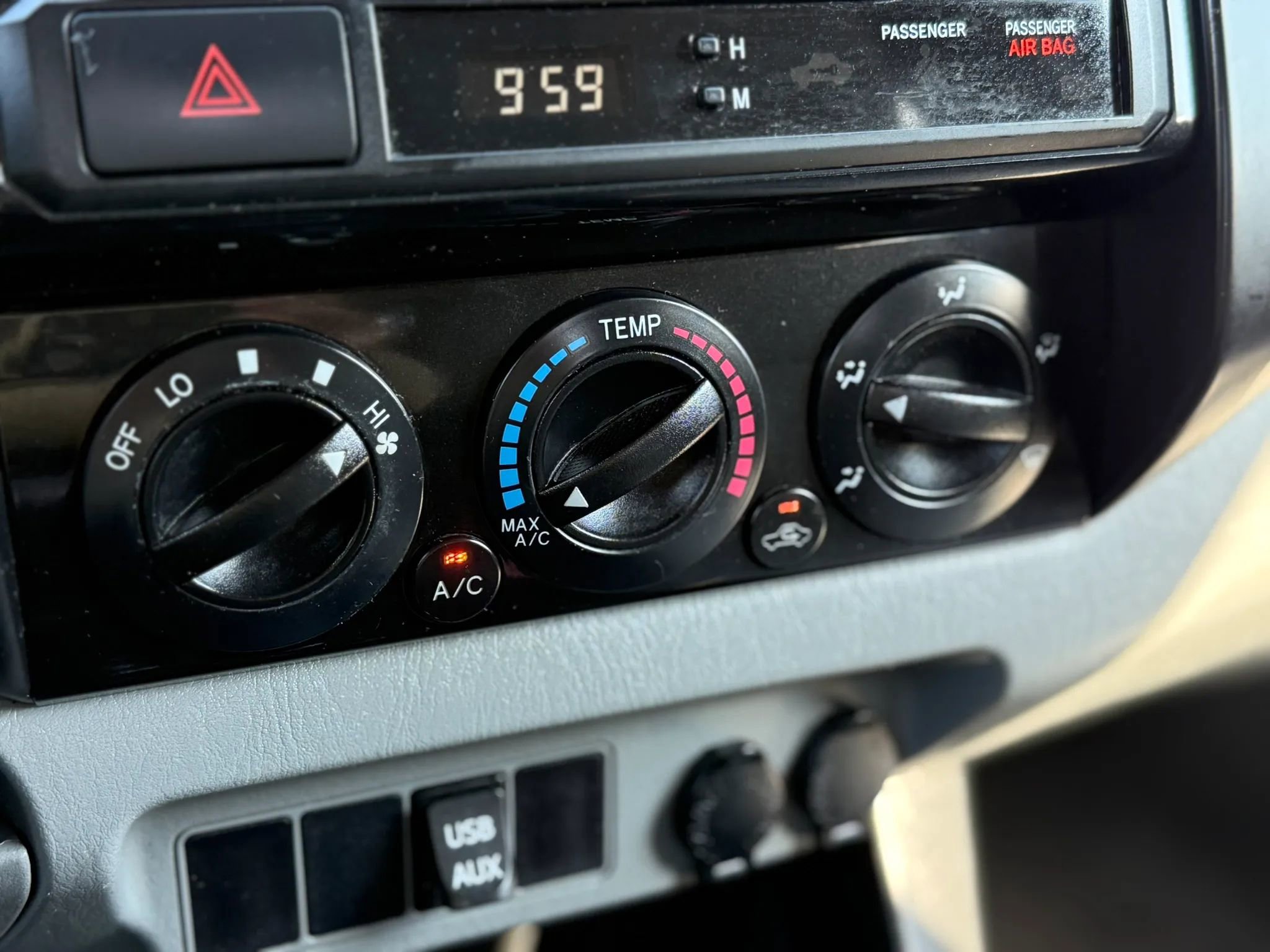 Used 2012 Toyota Tacoma PreRunner w/ Convenience Pkg RWD image 29