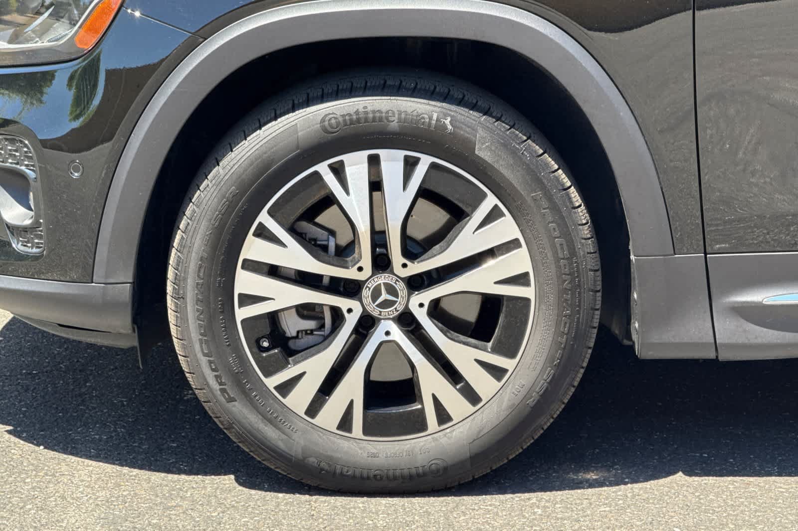 Certified 2025 Mercedes-Benz GLB 250 4MATIC image 25