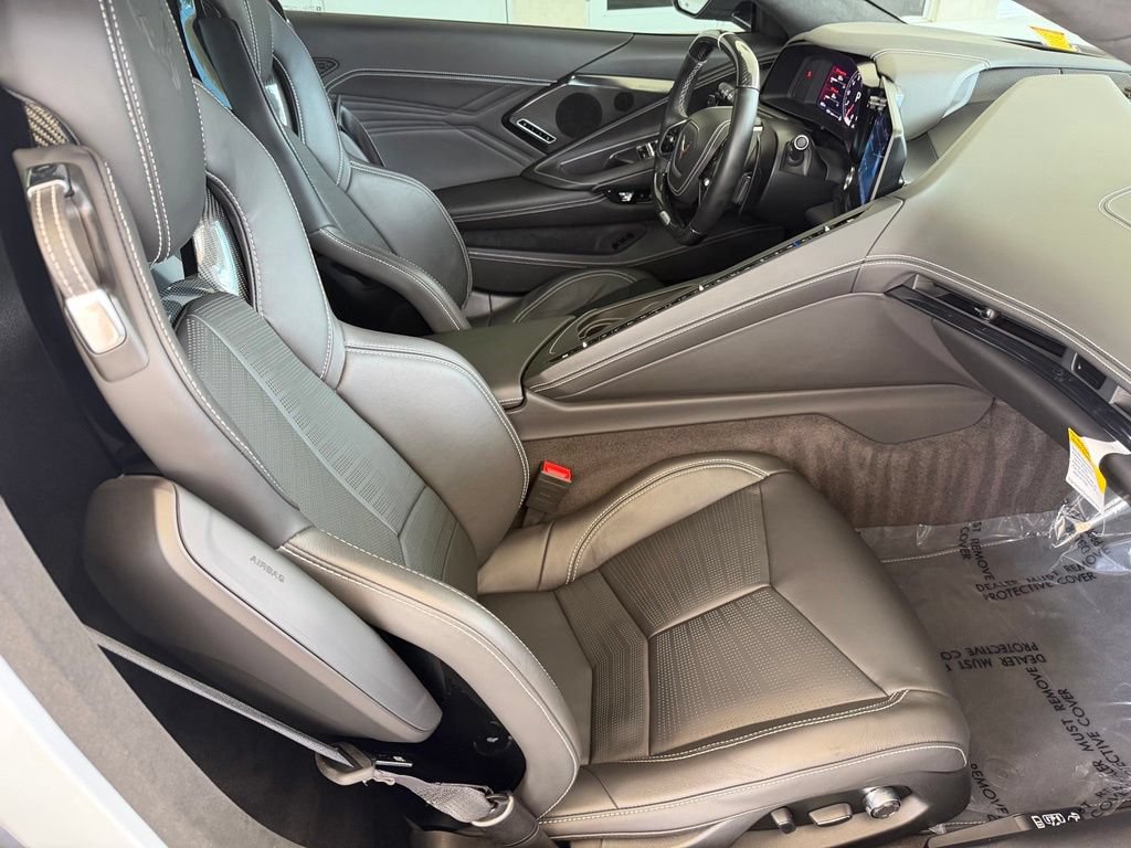 Used 2024 Chevrolet Corvette Z06 w/ Stealth Interior Trim Package RWD image 23