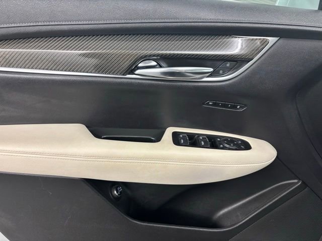 Used 2020 Cadillac XT6 Sport image 23