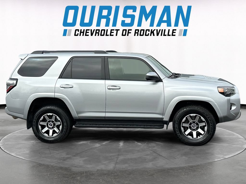 Used 2024 Toyota 4Runner TRD Off-Road AWD/4WD image 7