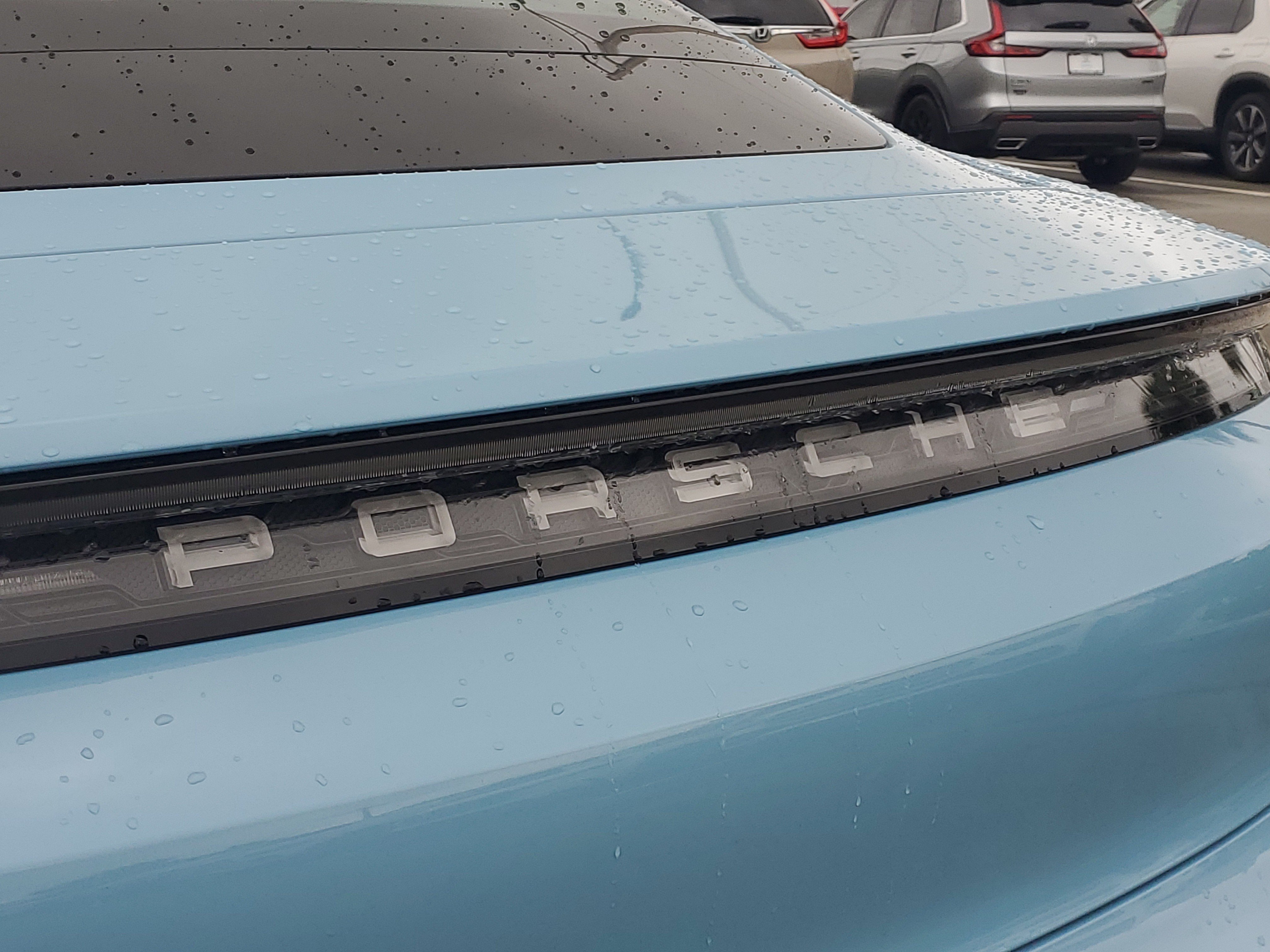 Used 2022 Porsche Taycan RWD image 11