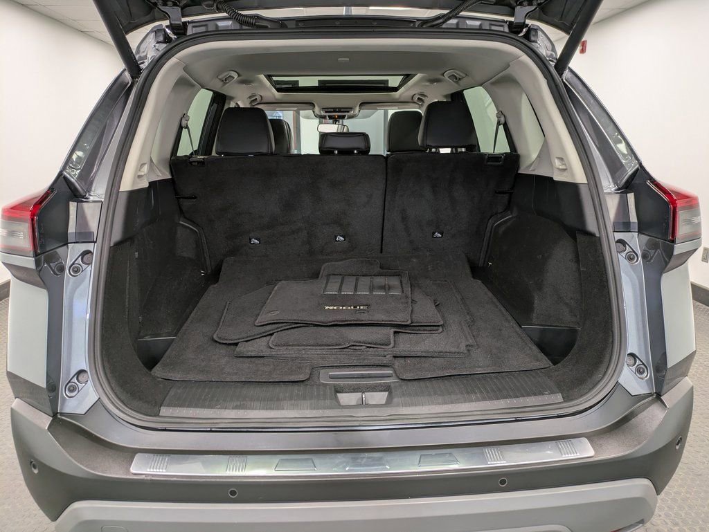 Used 2023 Nissan Rogue SV w/ SV Premium B Package image 24