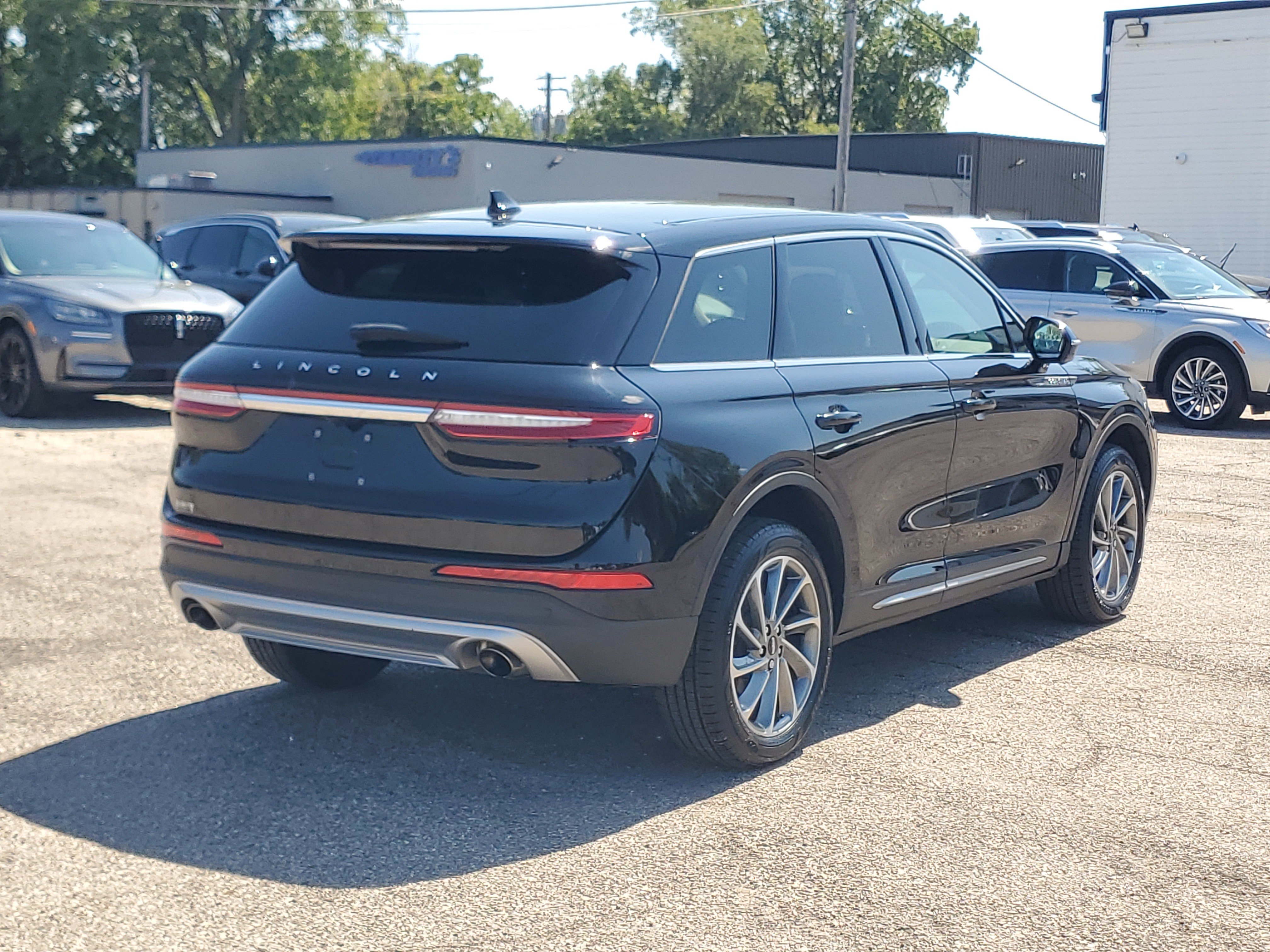 Certified 2024 Lincoln Corsair AWD w/ Equipment Group 101A image 6